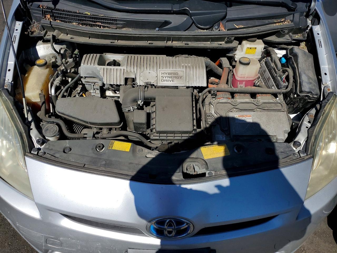 2011 TOYOTA PRIUS