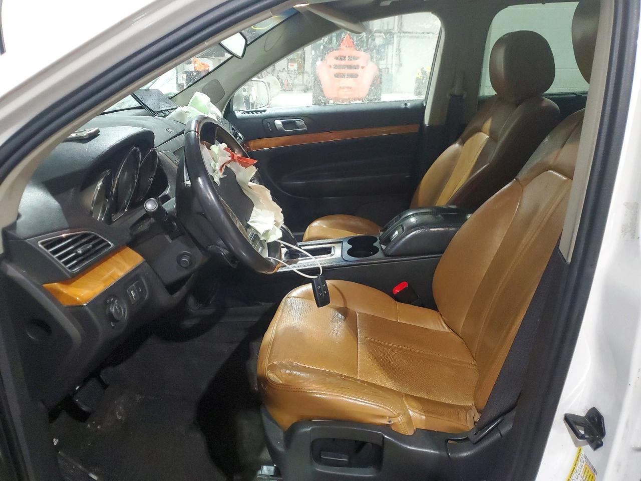 2011 LINCOLN MKT
