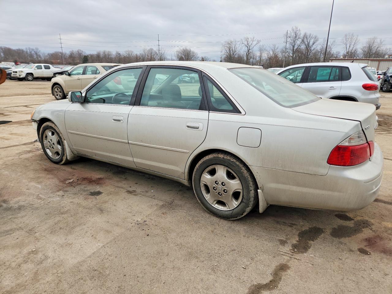 2003 TOYOTA Avalon