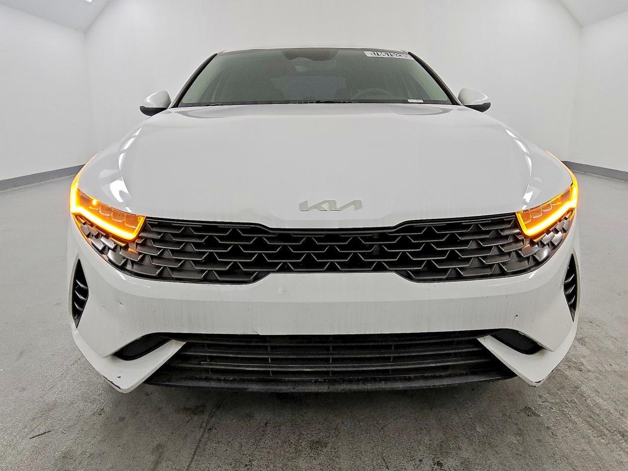 2022 KIA K5