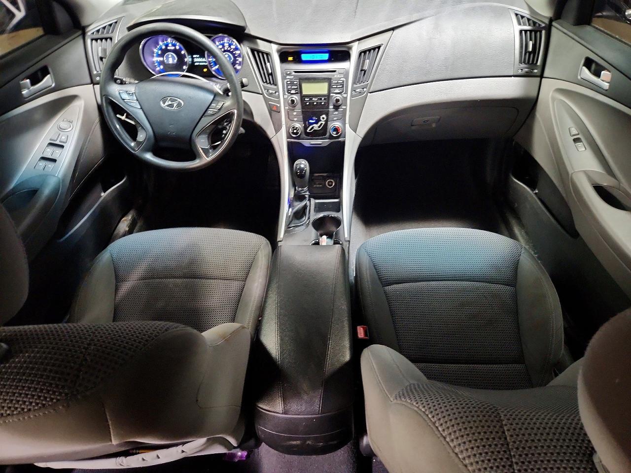 2011 HYUNDAI SONATA
