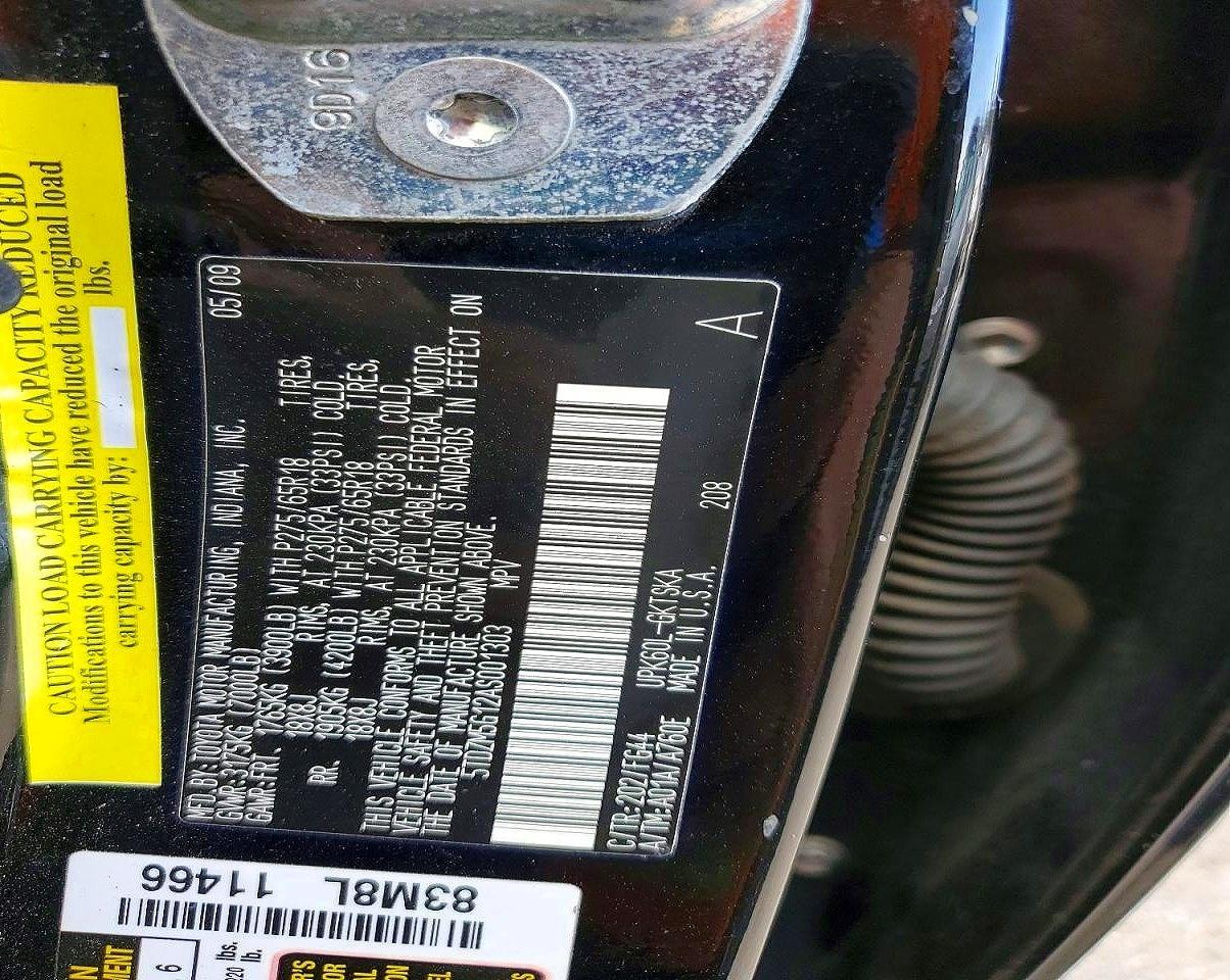 2010 TOYOTA Sequoia