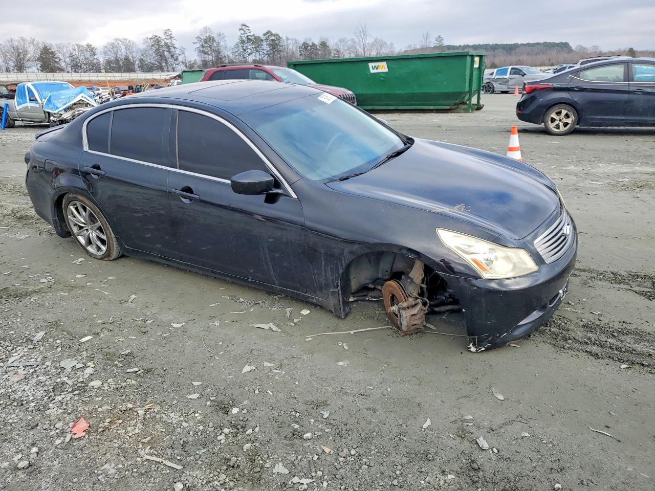 2011 INFINITI G37