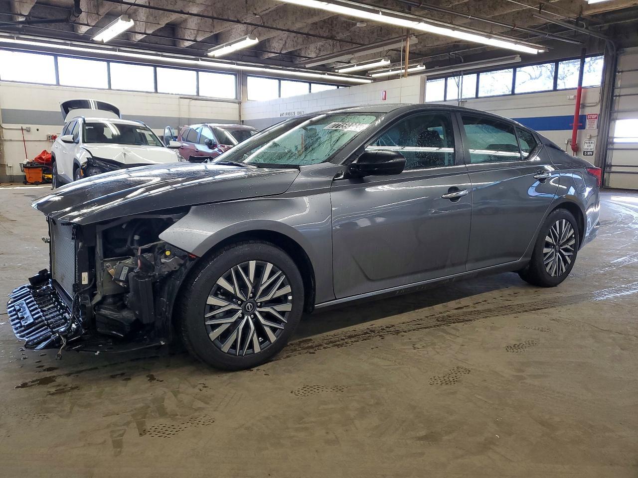 2025 NISSAN ALTIMA