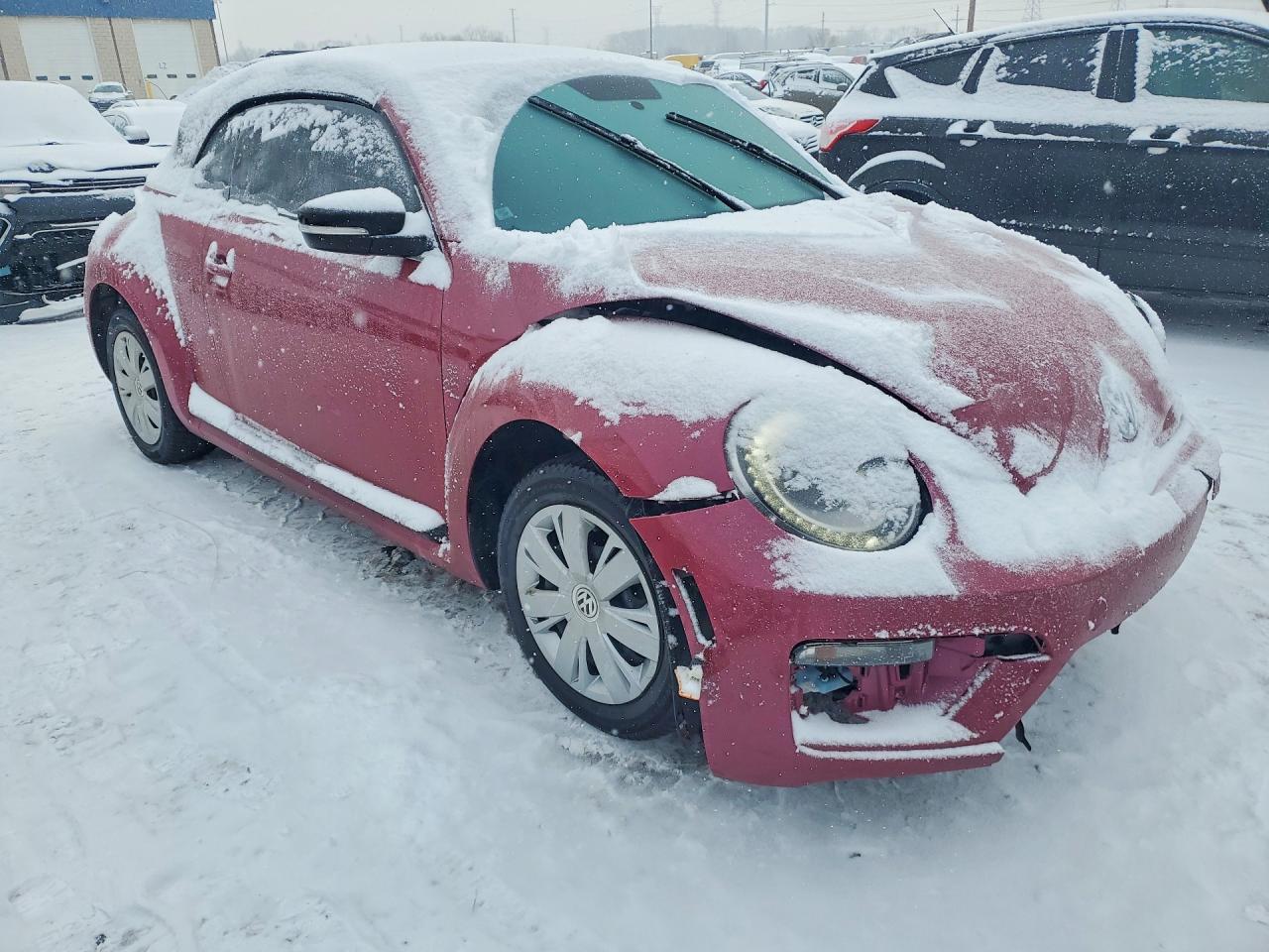 2017 VOLKSWAGEN Beetle