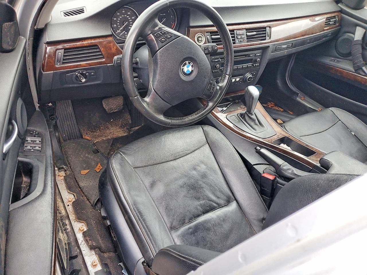 2011 BMW 3 SERIES
