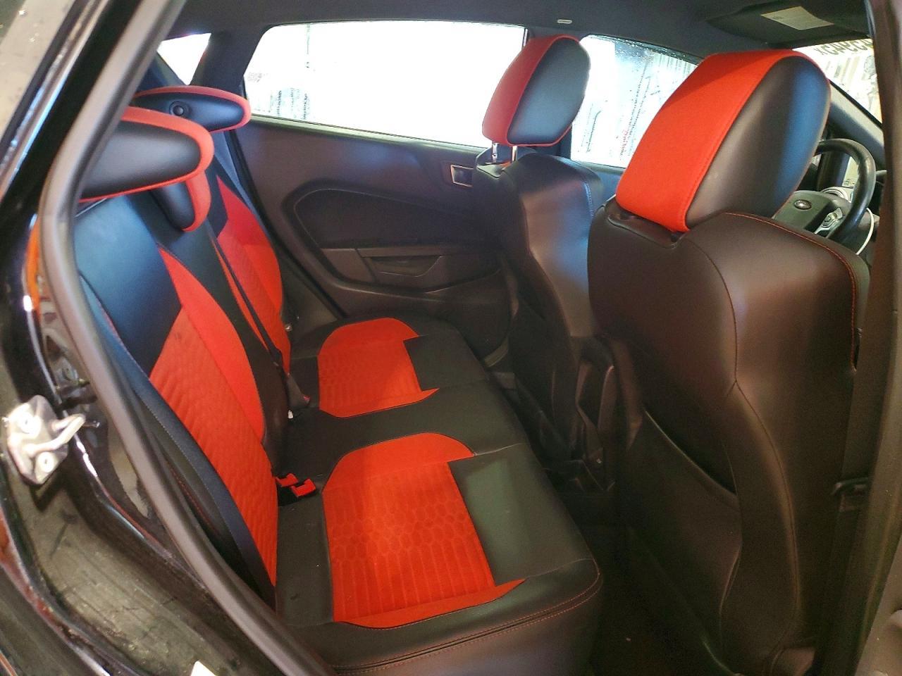 2016 FORD Fiesta