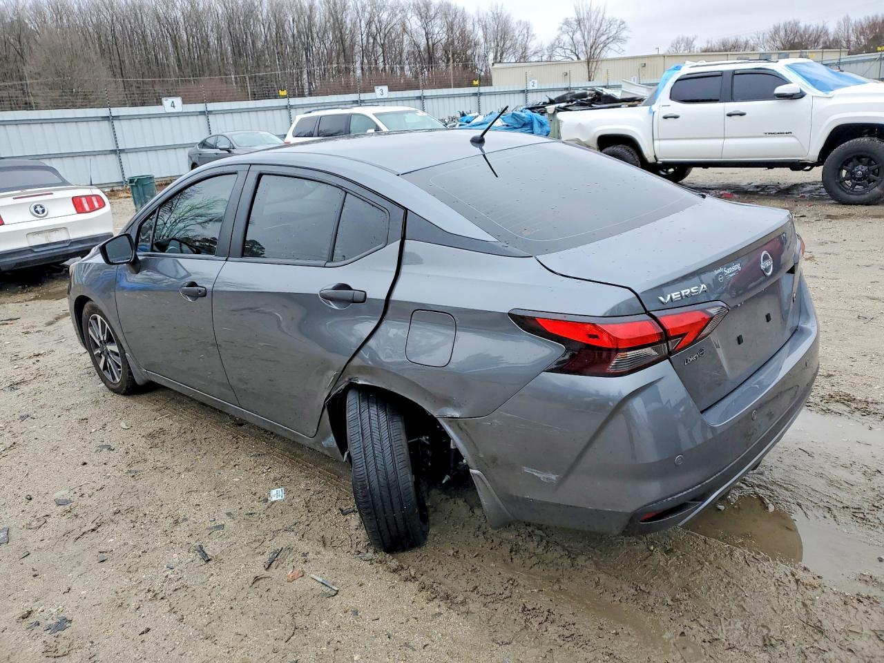 2025 NISSAN VERSA