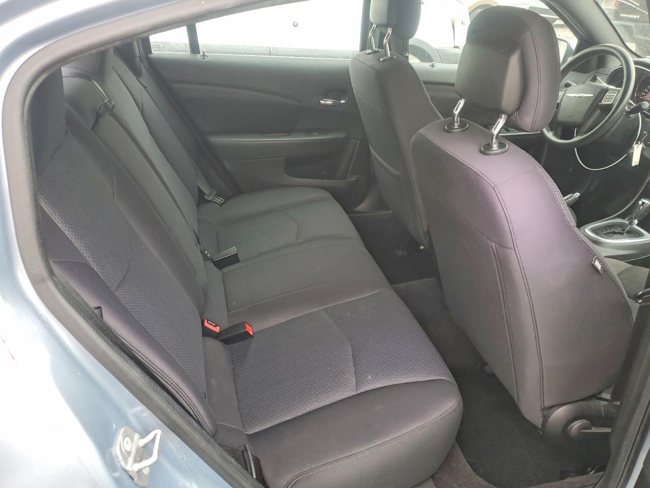 2014 CHRYSLER 200