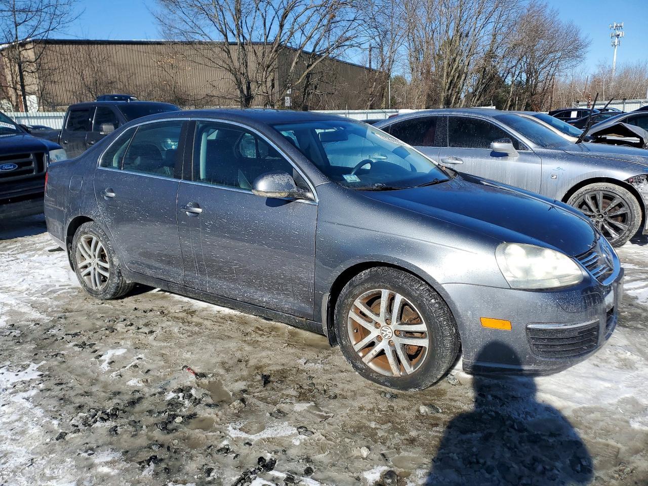 2006 VOLKSWAGEN JETTA