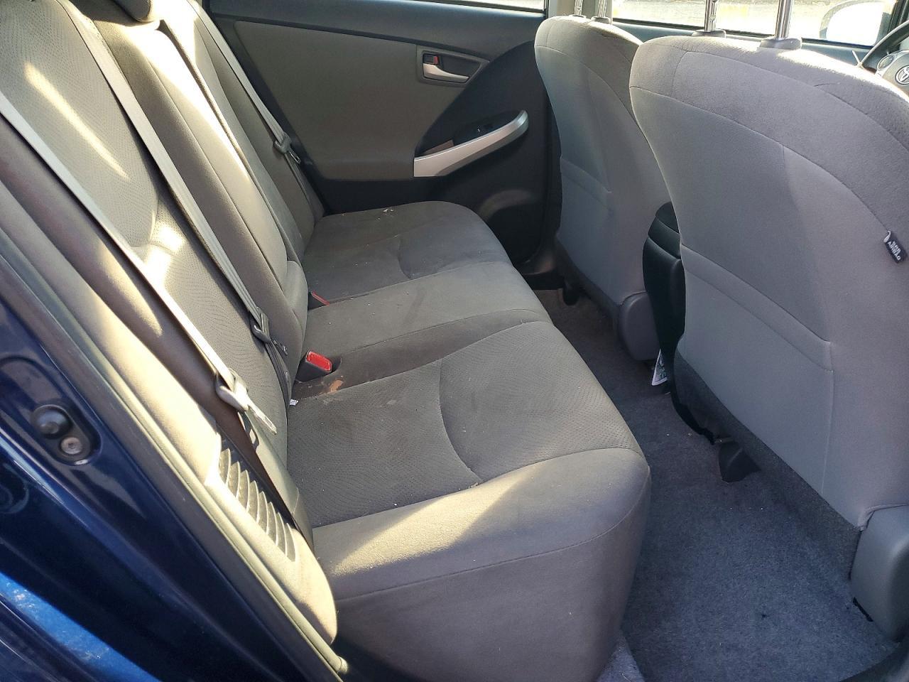 2015 TOYOTA PRIUS