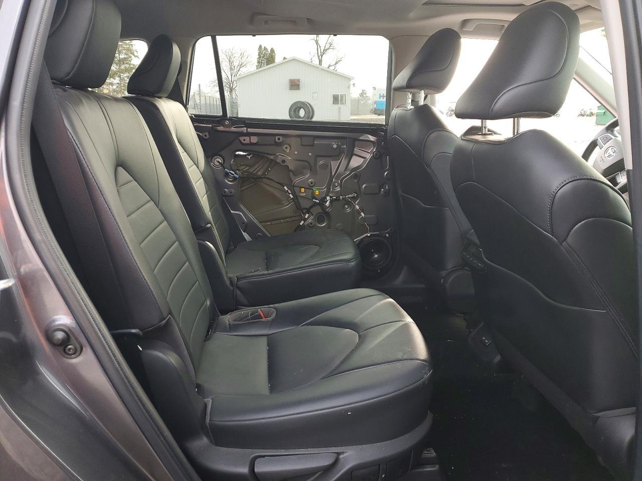 2022 TOYOTA HIGHLANDER
