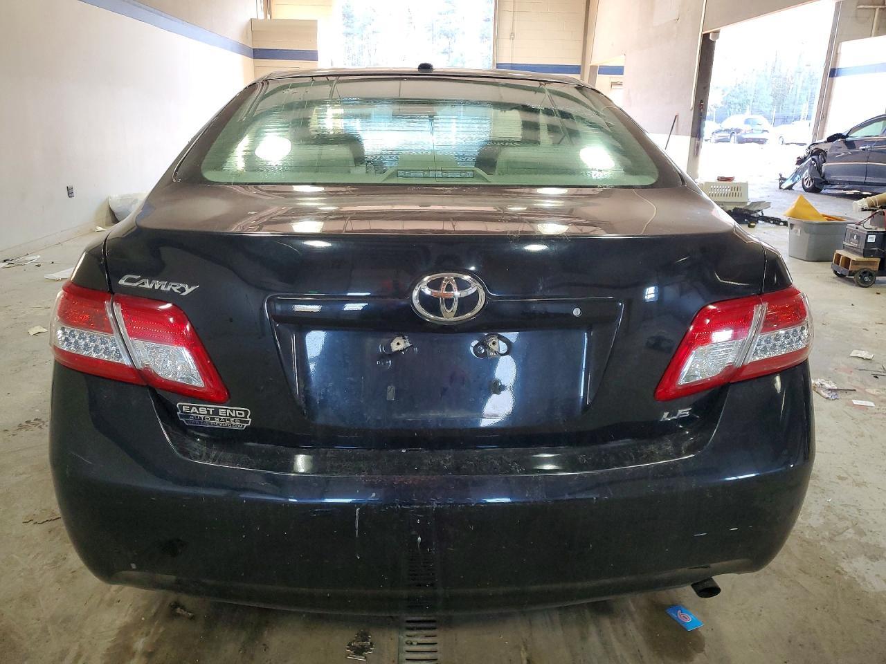 2010 TOYOTA CAMRY