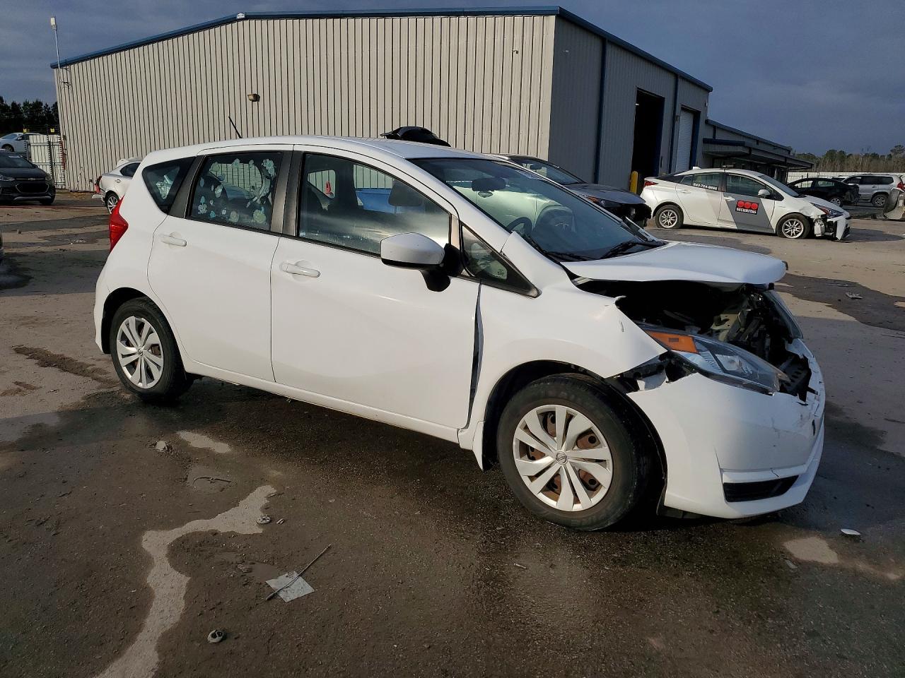 2018 NISSAN Versa Note