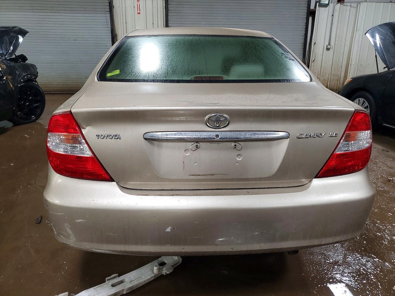 2004 TOYOTA CAMRY