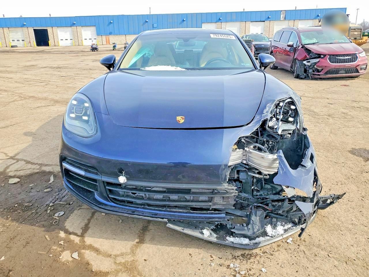 2019 PORSCHE Panamera