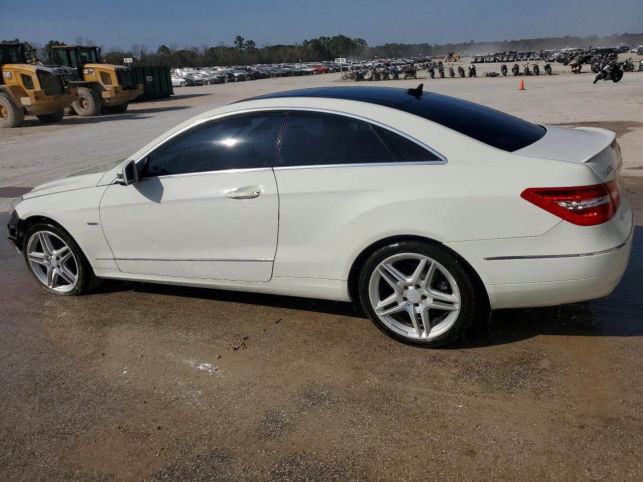 2012 MERCEDES-BENZ E-Class