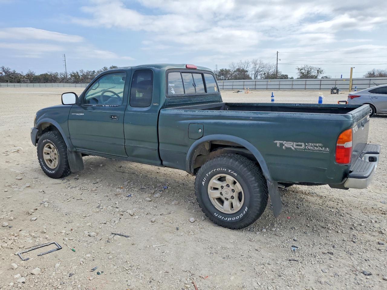 2000 TOYOTA TACOMA