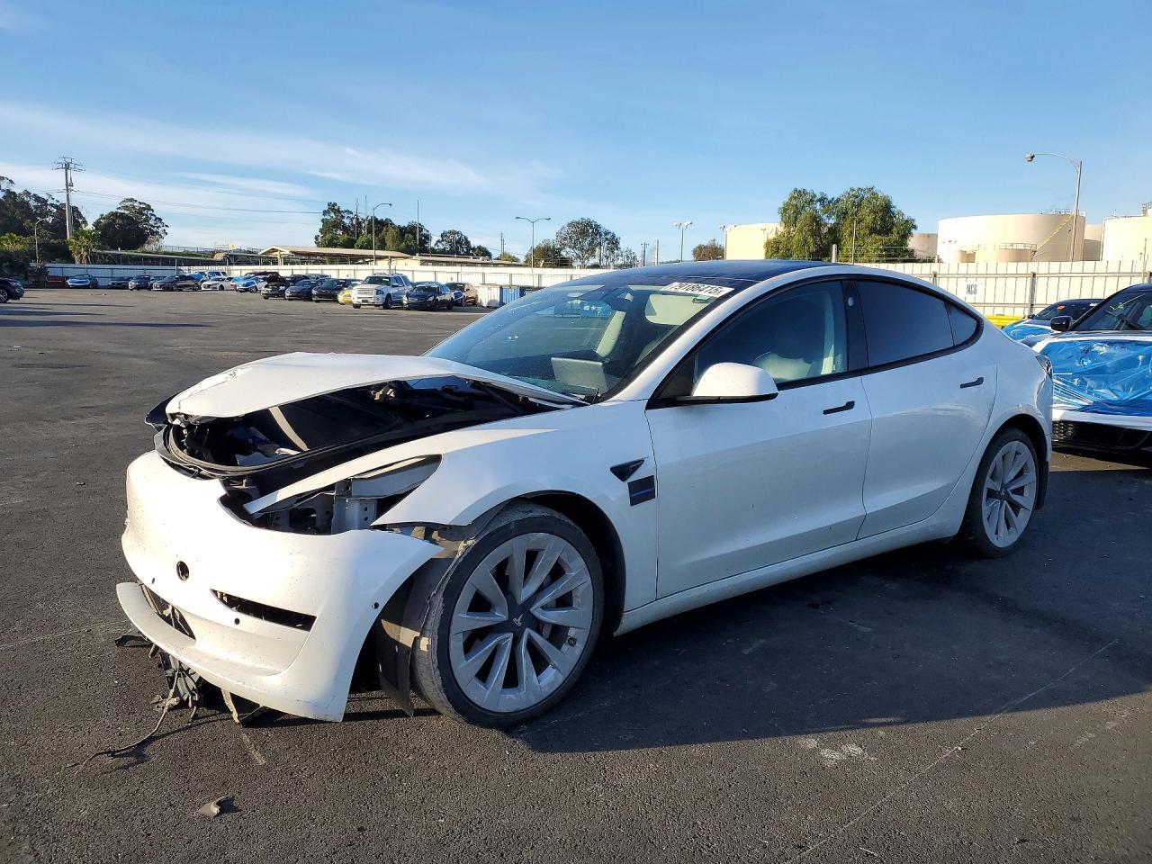 2021 TESLA MODEL 3