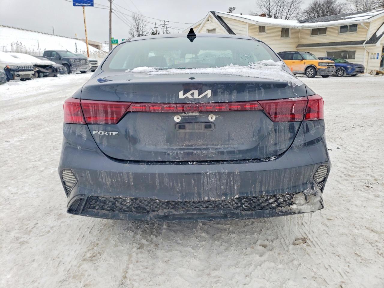 2023 KIA FORTE