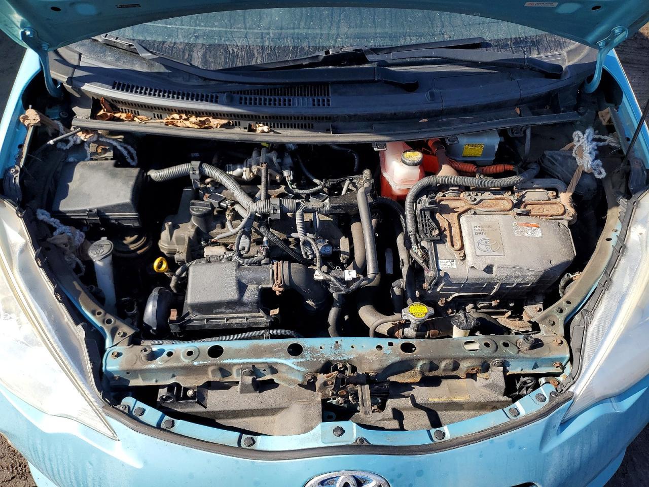 2012 TOYOTA Prius c