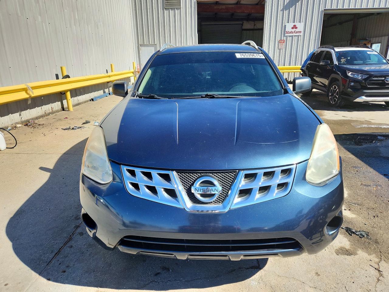 2015 NISSAN ROGUE