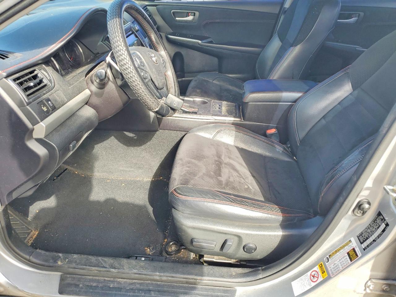 2017 TOYOTA CAMRY