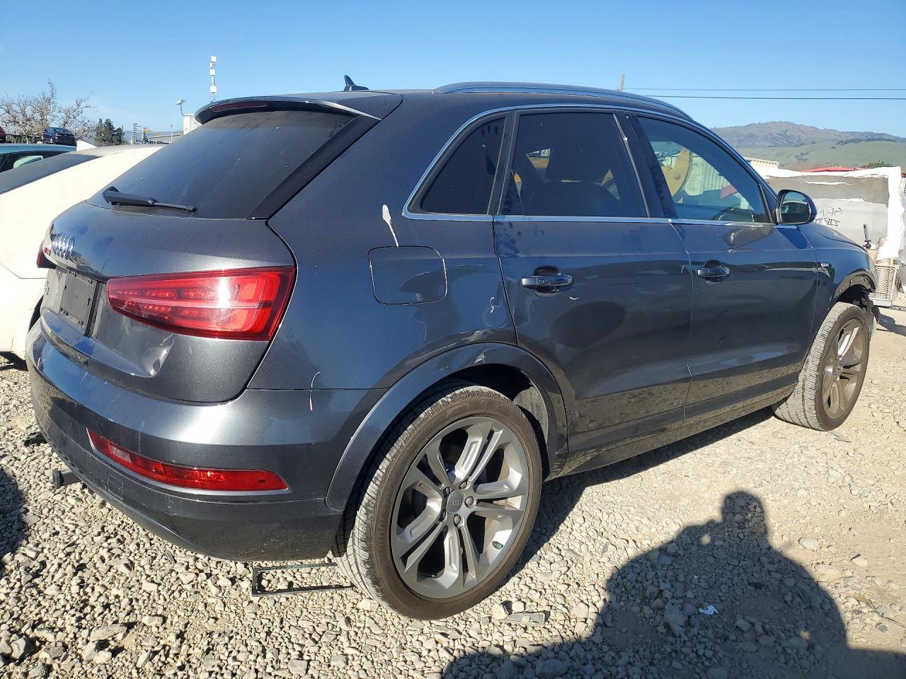2018 AUDI Q3