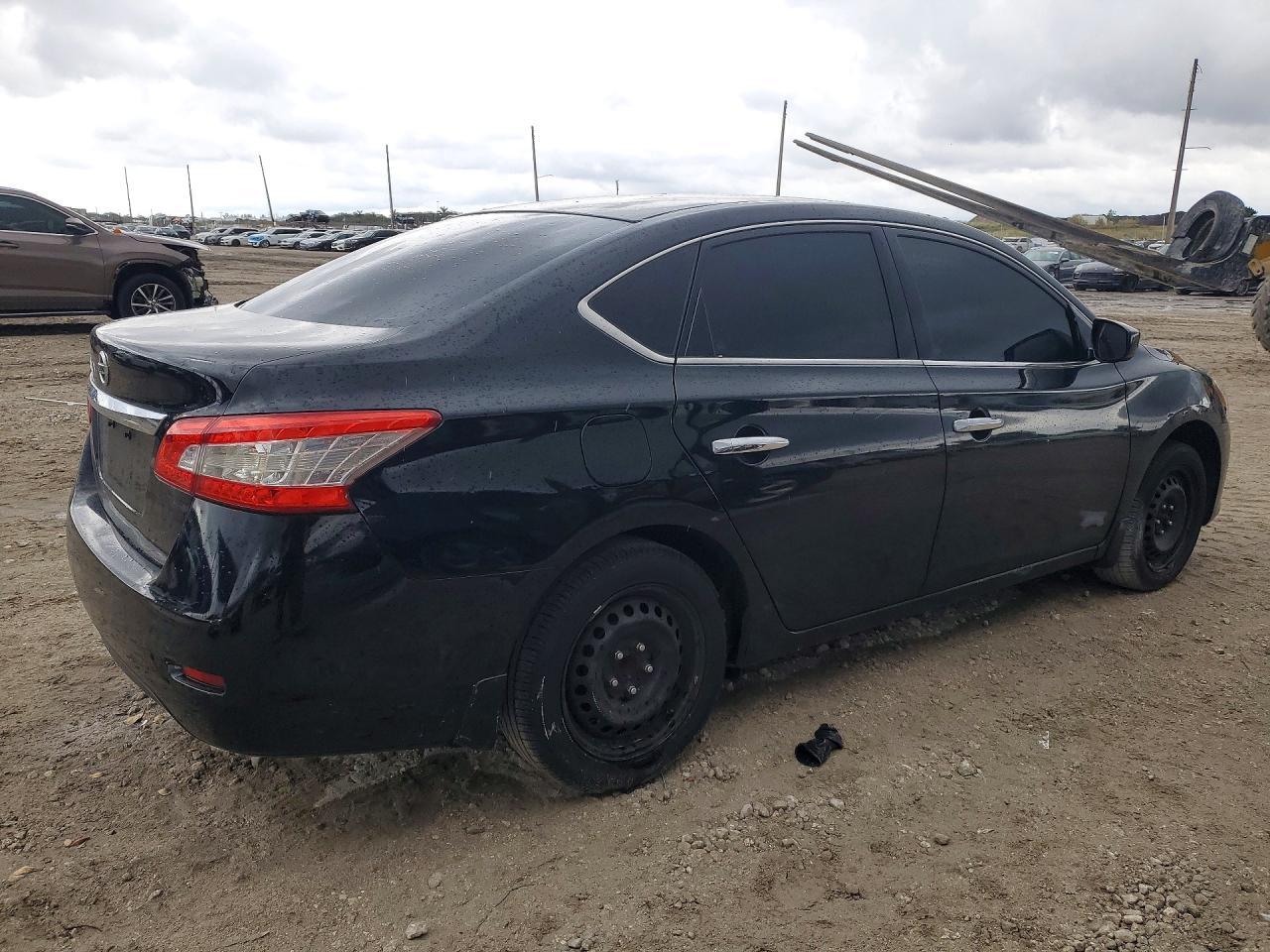 2015 NISSAN SENTRA