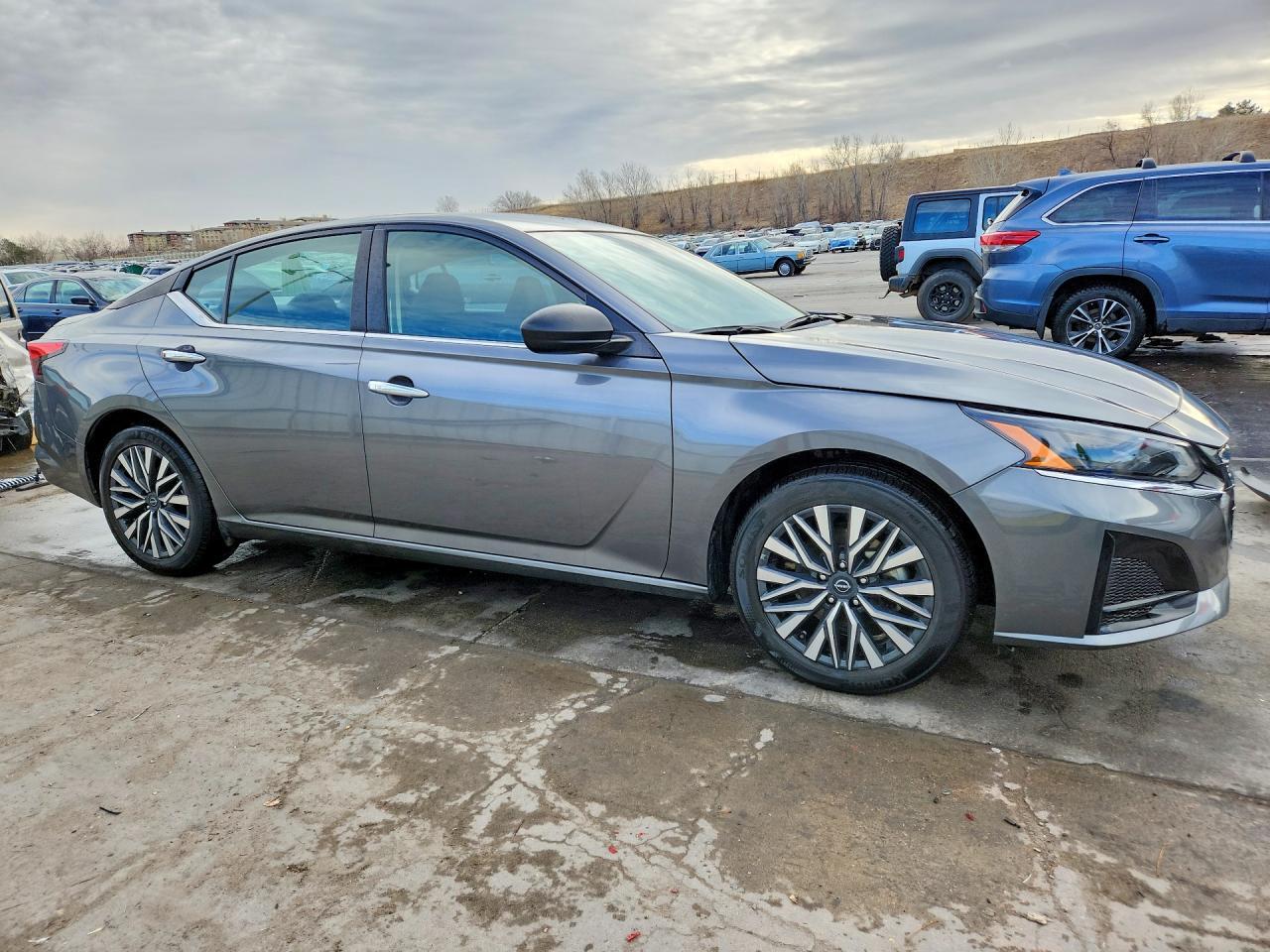 2024 NISSAN ALTIMA