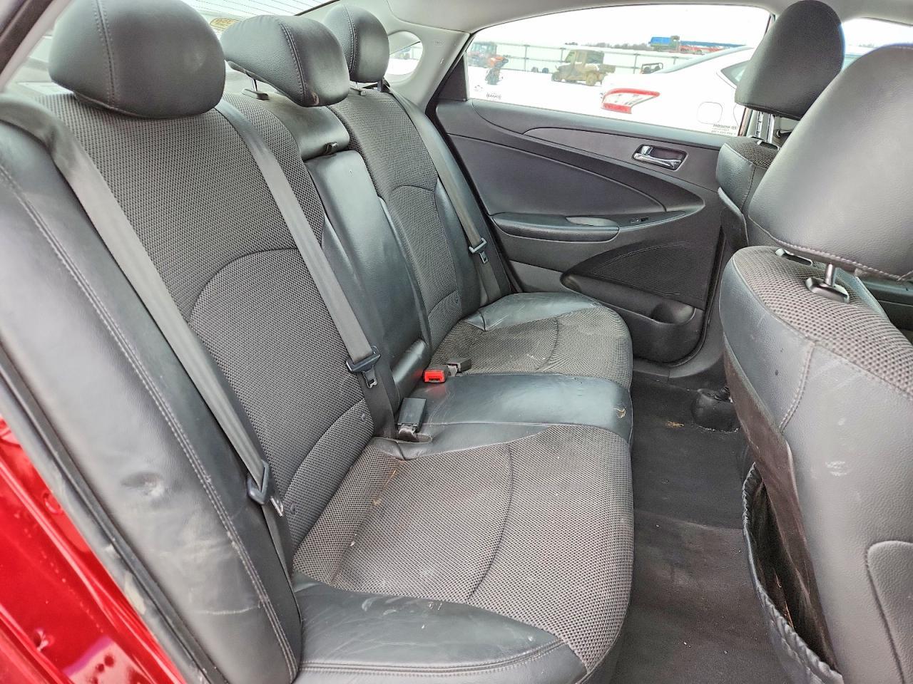 2013 HYUNDAI SONATA