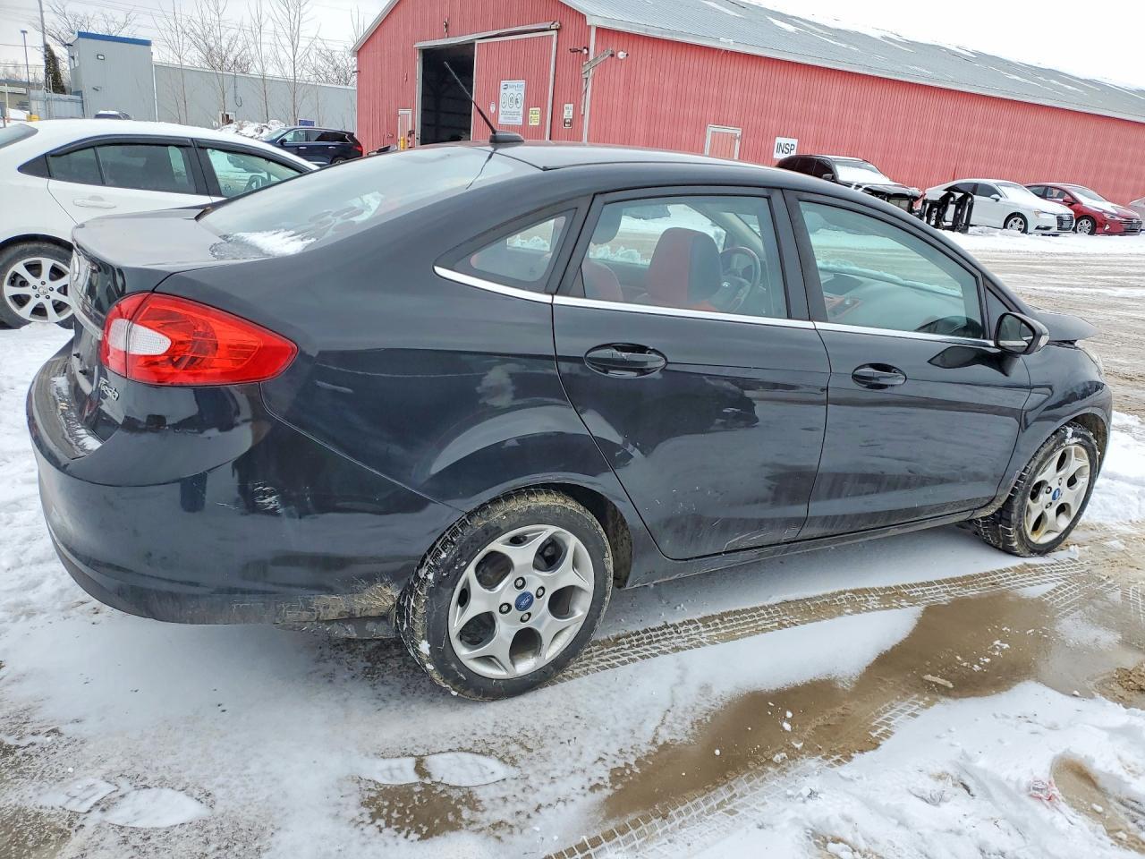 2013 FORD Fiesta
