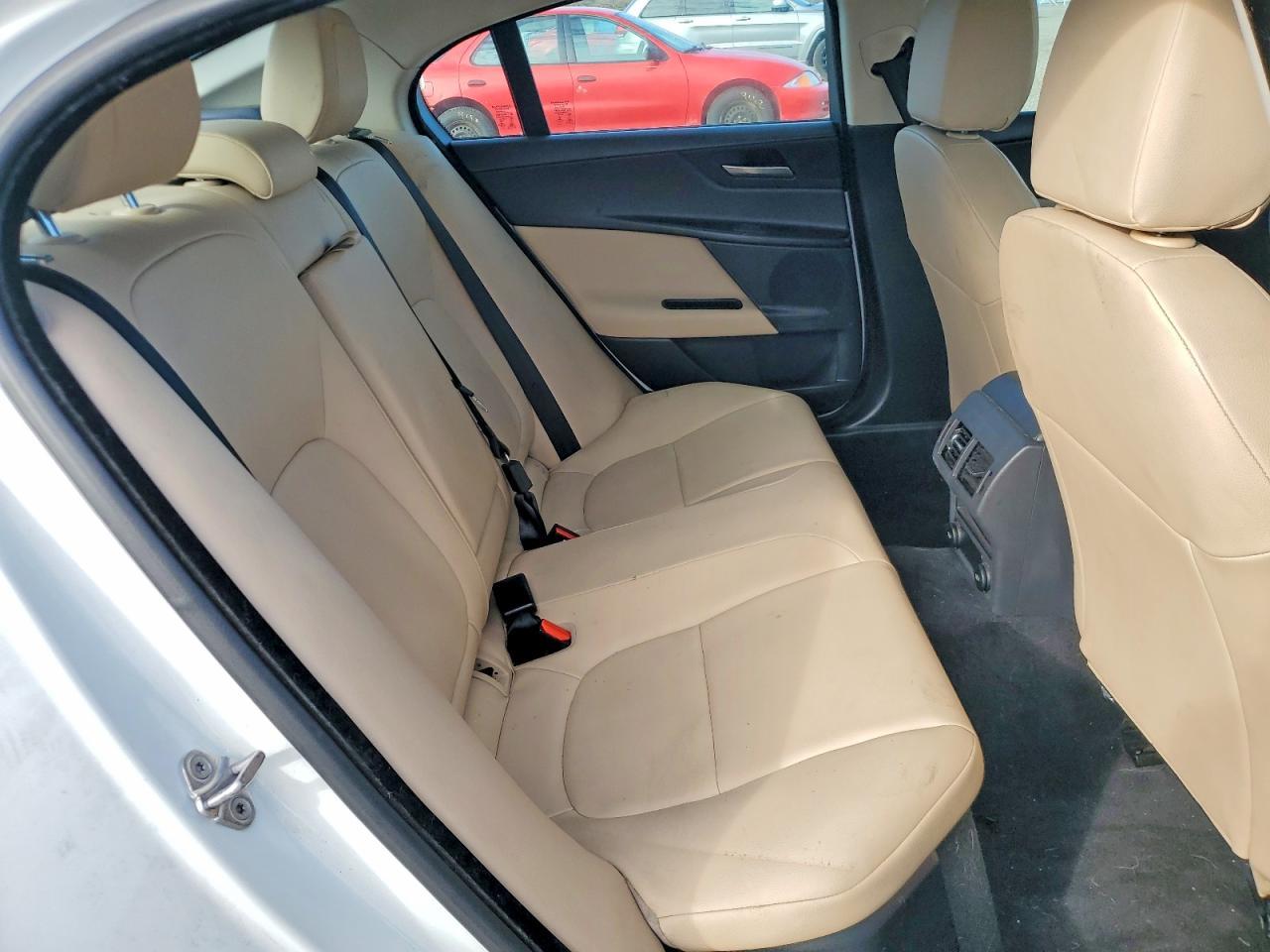 2017 JAGUAR XE