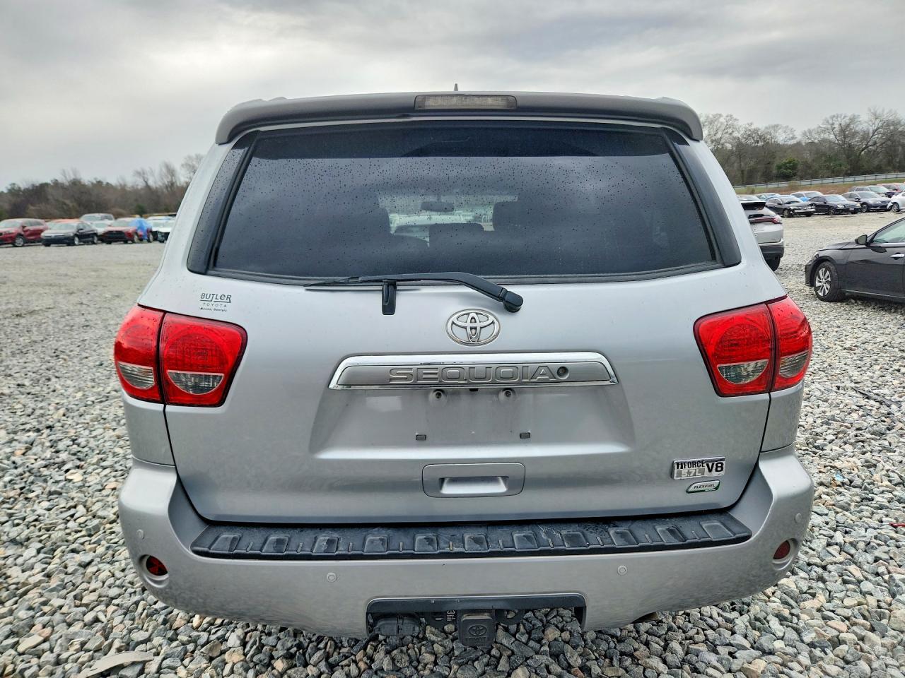 2016 TOYOTA Sequoia