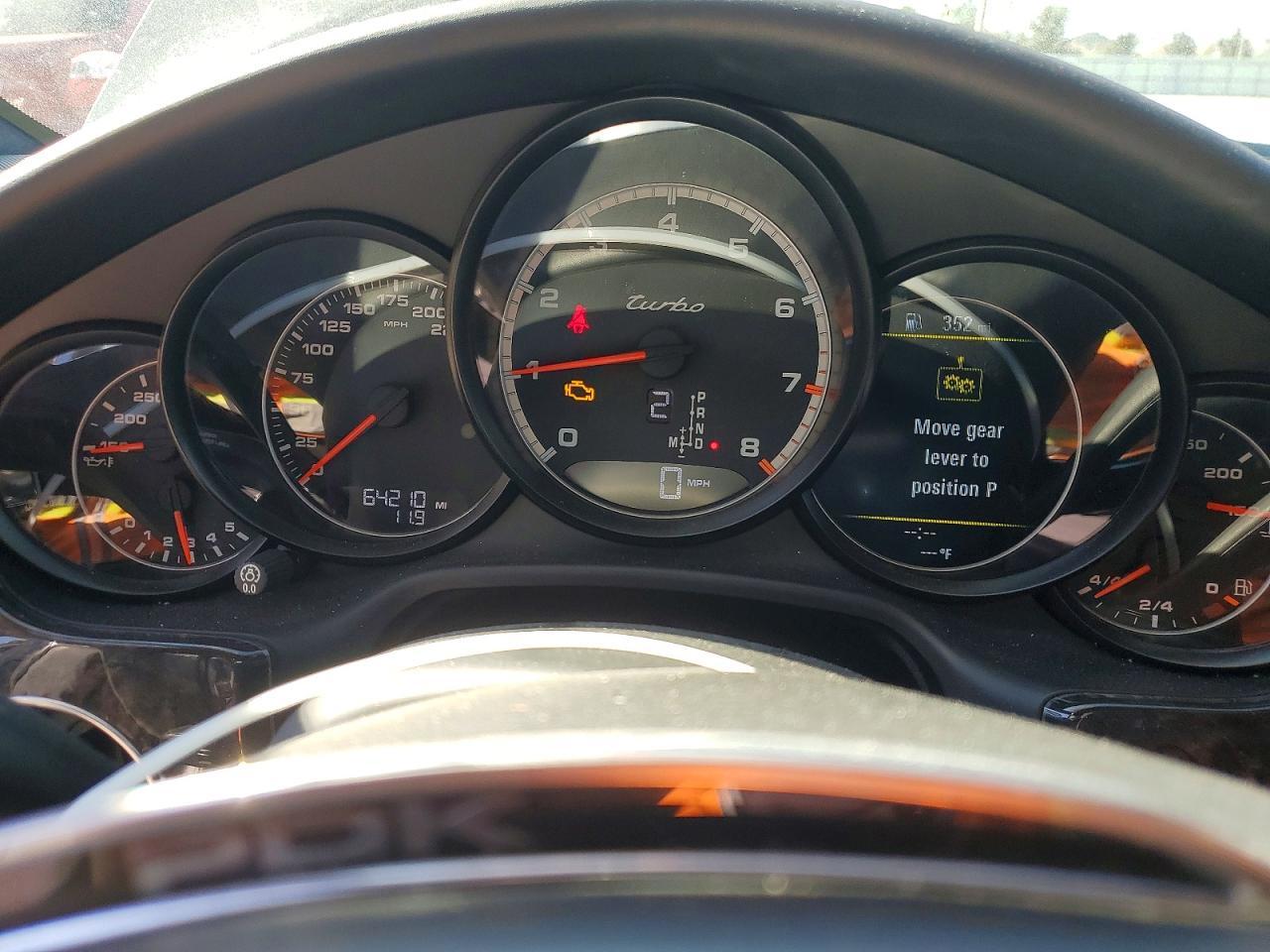 2012 PORSCHE Panamera