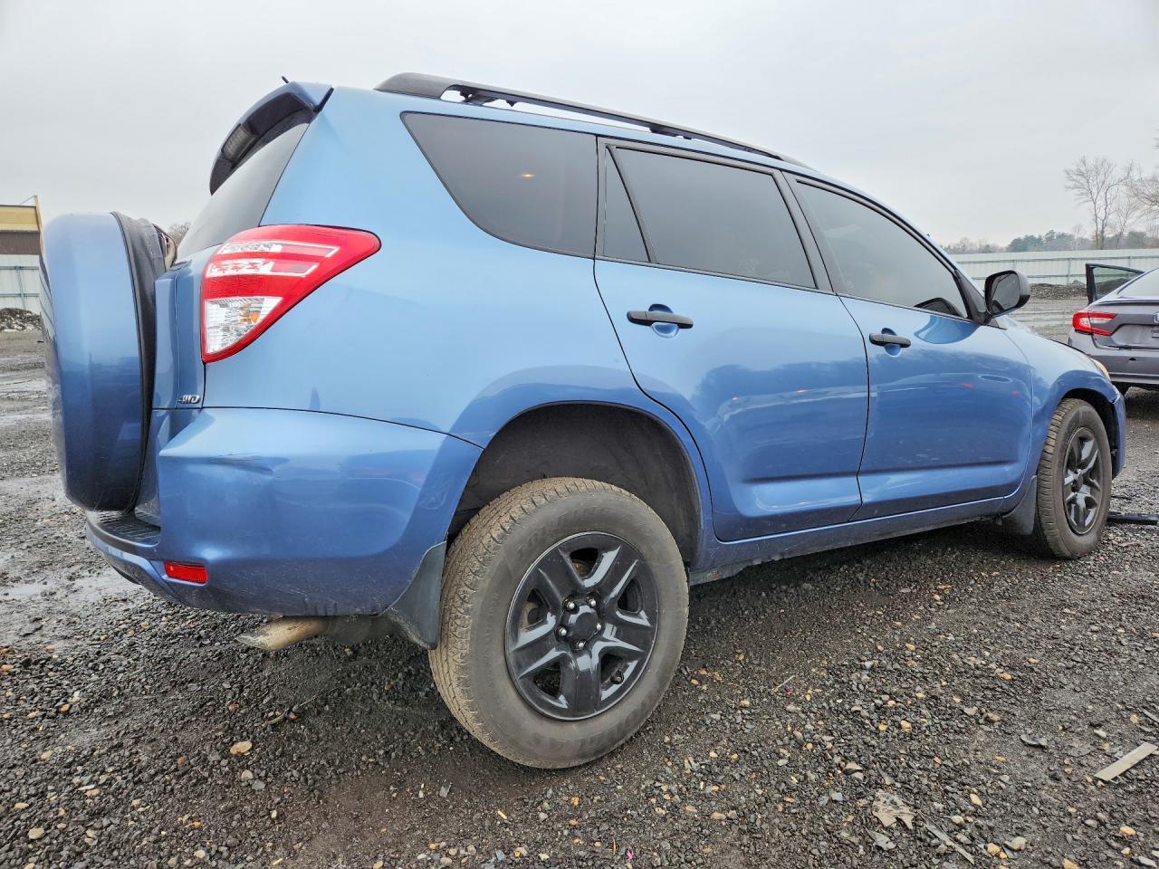 2011 TOYOTA RAV4