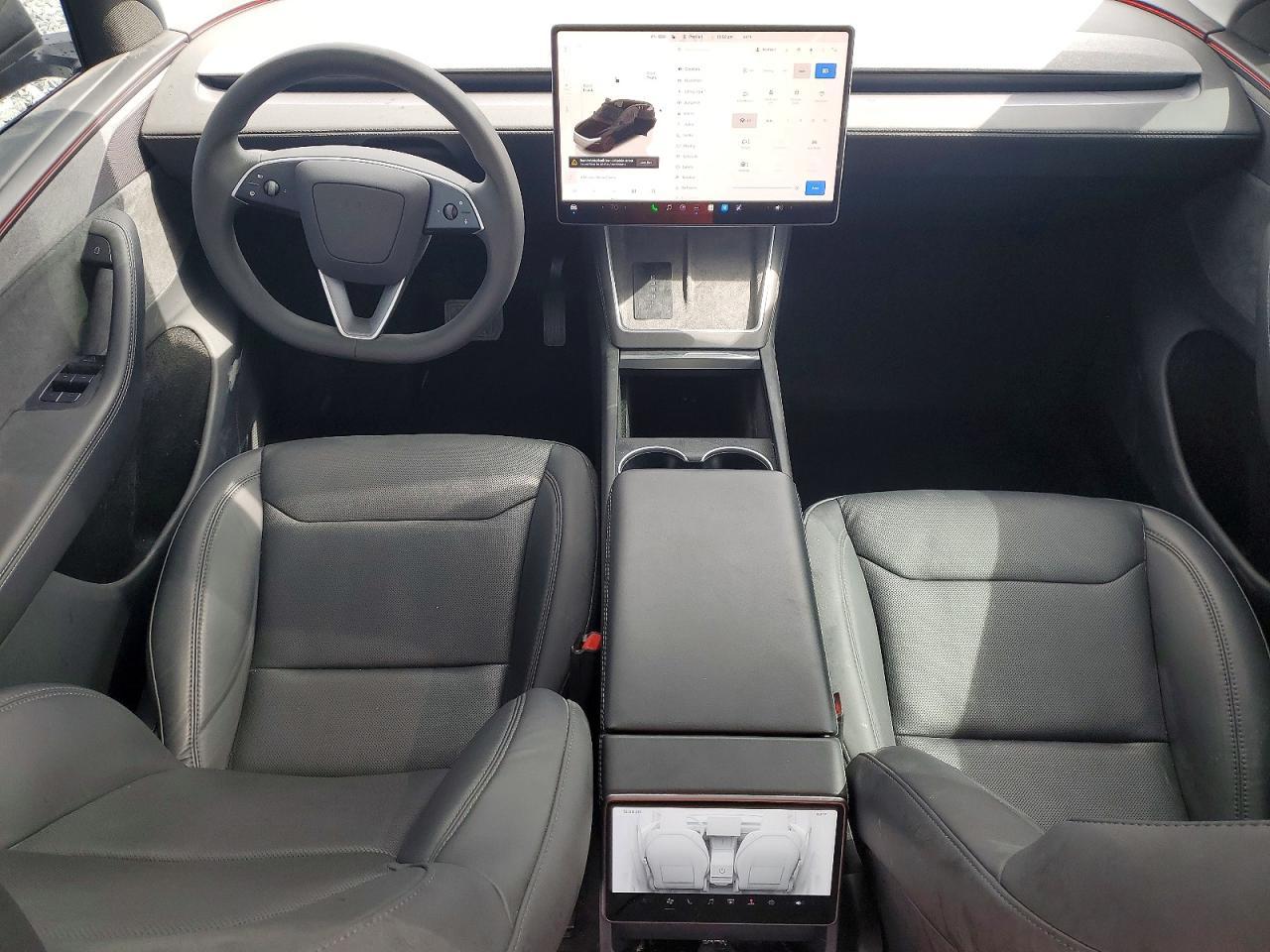 2026 TESLA MODEL Y