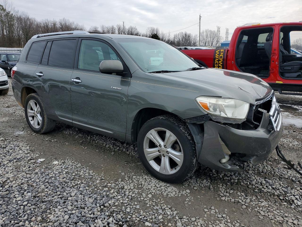 2010 TOYOTA HIGHLANDER