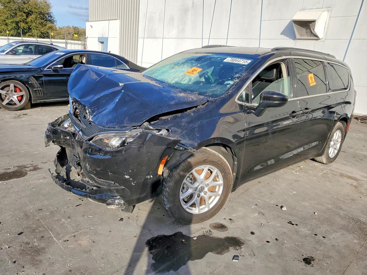 2021 CHRYSLER Voyager