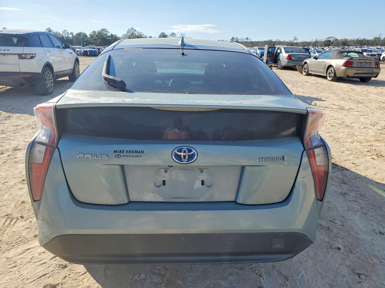 2016 TOYOTA PRIUS