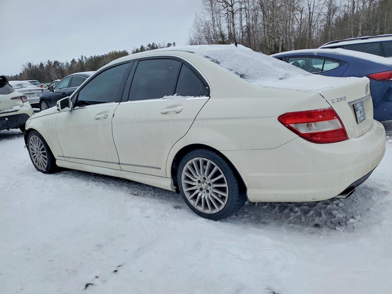 2011 MERCEDES-BENZ C-CLASS
