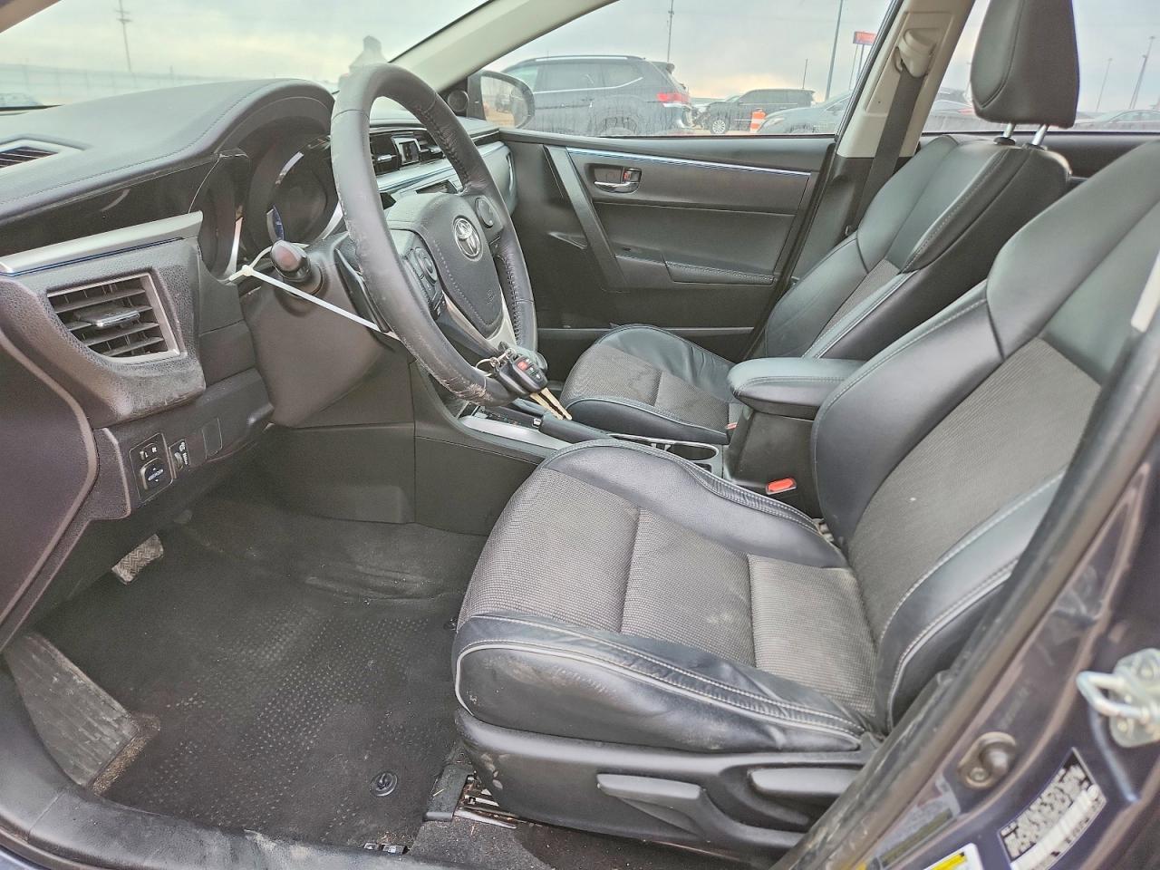 2016 TOYOTA COROLLA