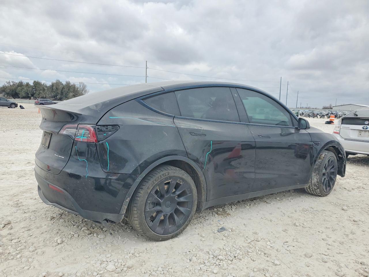2020 TESLA MODEL Y