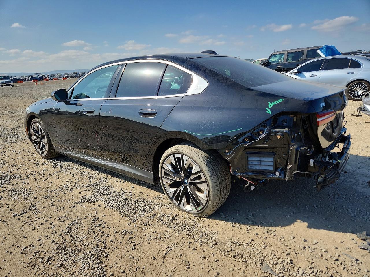 2024 BMW i5
