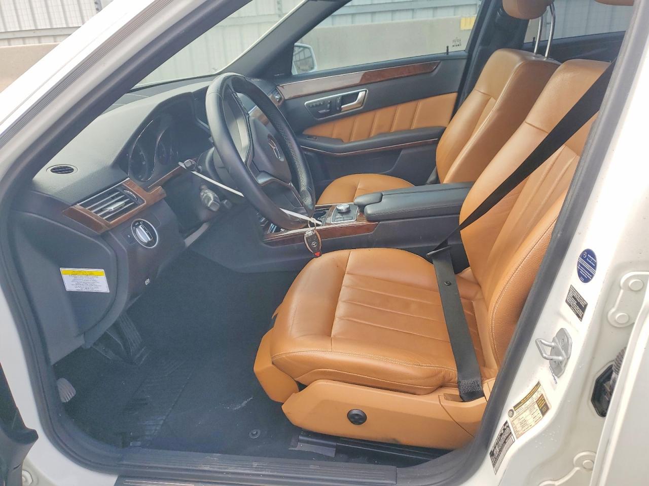2013 MERCEDES-BENZ E-Class