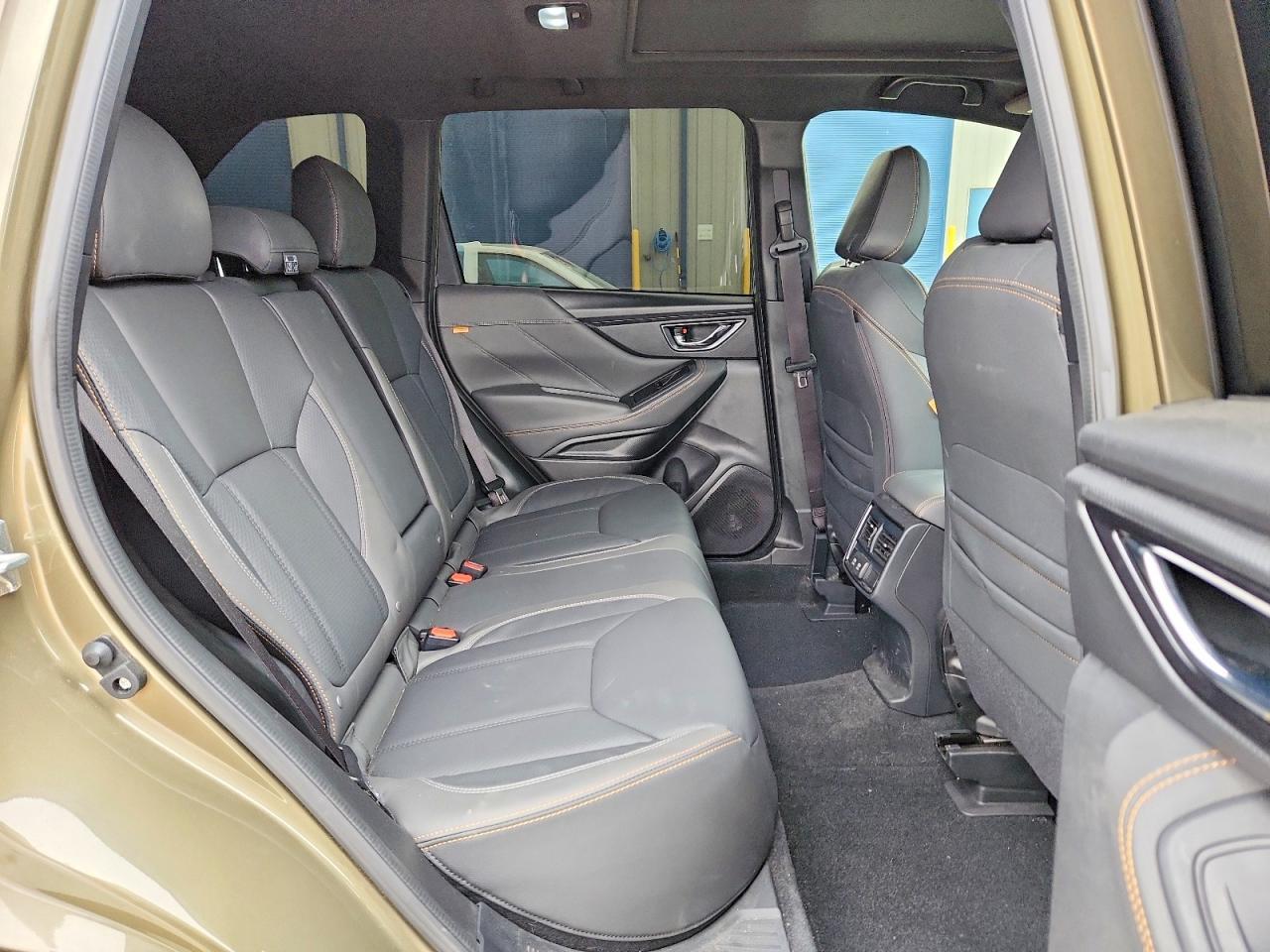2022 SUBARU FORESTER