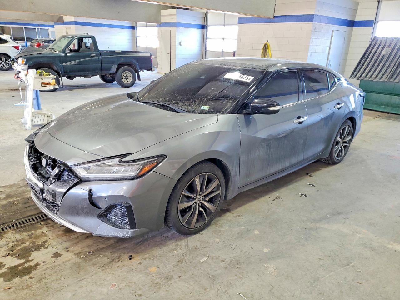 2020 NISSAN