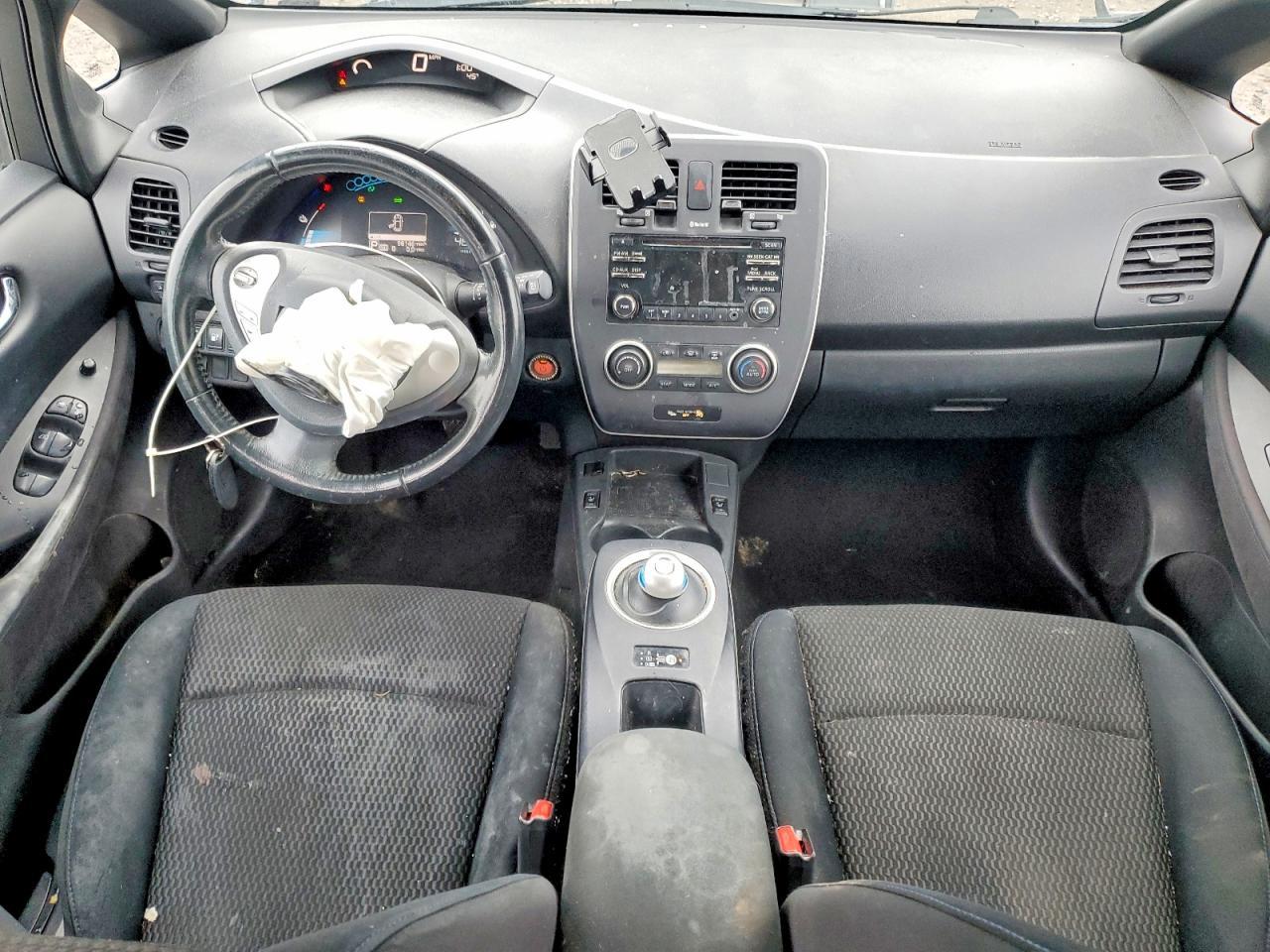 2013 NISSAN LEAF