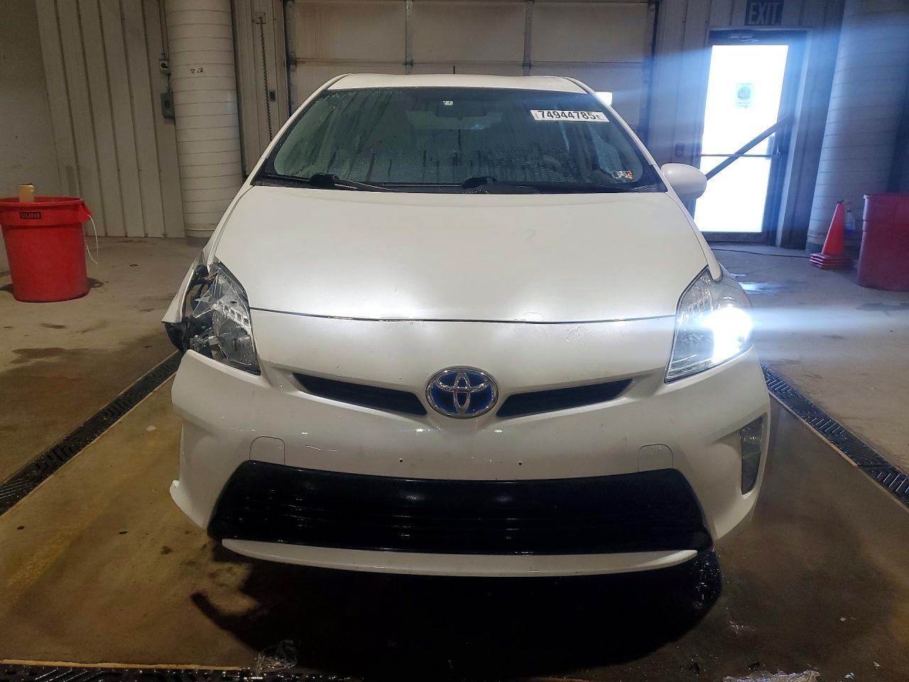 2012 TOYOTA PRIUS