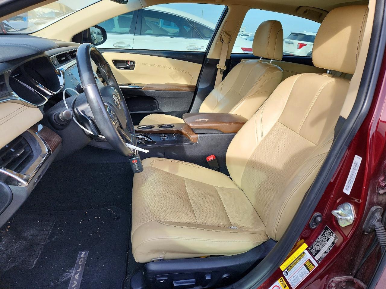 2013 TOYOTA Avalon